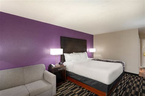 La Quinta Inn & Suites by Wyndham Orlando Universal area | Orlando, FL Hotels