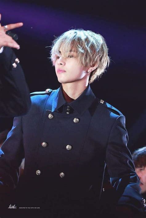 KIM TAEHYUNG during Seo Taiji 25th Anniversary Concert 20170902 | ARMY ...