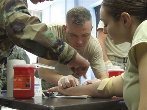 Saving Lives: Reservists Learn Combat Skills | Article | The United States Army