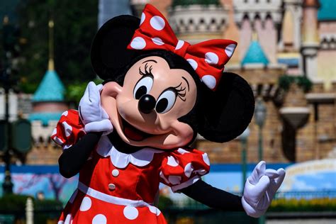 15 Facts About Minnie Mouse (Disney) - Facts.net