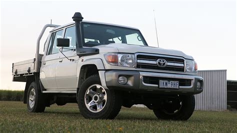 Land Cruiser 79 Series GXL dual-cab 4WD 2018 off-road review