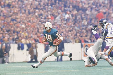 Hall Of Famer Larry Csonka Reflects On 1972 Dolphins' Perfect Season | Only A Game