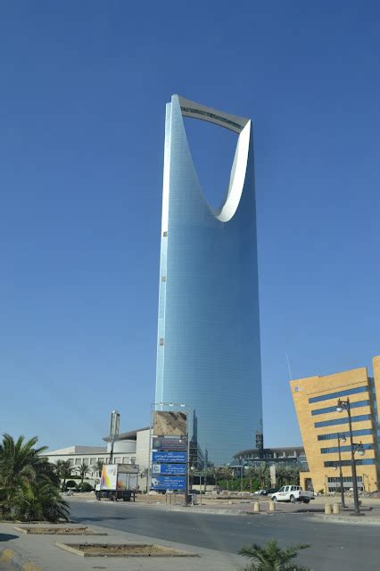 Buildings - Kingdom Centre, Riyadh (302m), Burj Rafal, Riyadh (308m ...