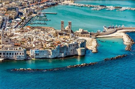 Molfetta ( Puglia ) | Orte zum besuchen, Reiseziele, Reiseziele italien