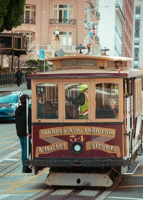 Vintage Tram on Street in San Francisco · Free Stock Photo