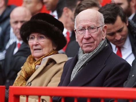 Sir Bobby Charlton wife: Who is Lady Charlton, how many children do ...