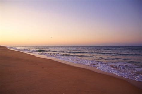 Beaches and weather in Lisbon / Holidays 2022