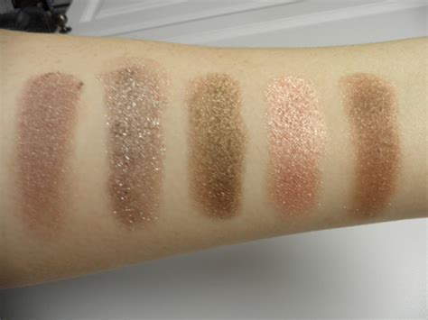 I swatch it, so you don't have to!: MAC Pigment sample goodies!