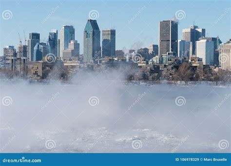 Montreal Skyline in winter editorial stock image. Image of cold - 106978329