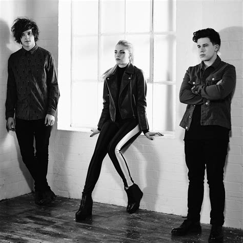 London Grammar: Hey Now (Zero 7 Remix)