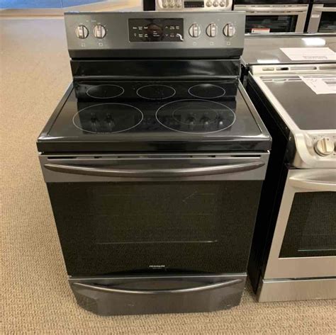 Frigidaire Gallery 5.4 cu ft Electric Convection Range Oven Black ...