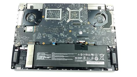 Inside MSI Stealth 15M - disassembly and upgrade options | LaptopMedia.com