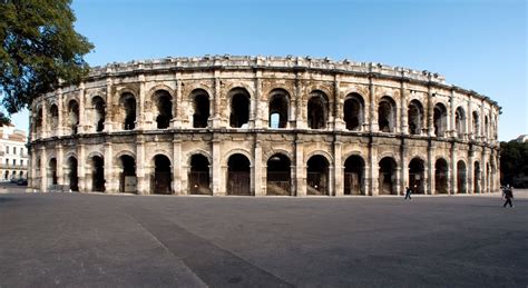 Nimes Amphitheater - Nimes Amphitheatre Travel Attractions, Facts & History