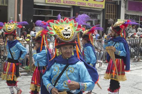 PASTO COLOMBIA- 6 ENERO 2017:Carnival Black and White Indigenous Dance ...