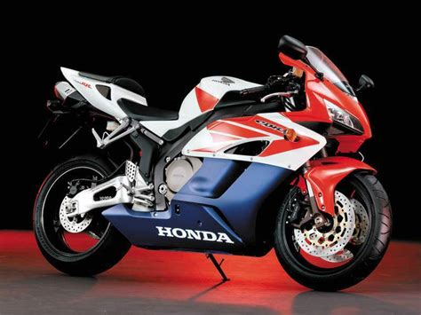 2004 Honda CBR 1000RR Fireblade