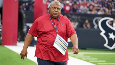 Texans' Jack Easterby not interested in open general manager position ...