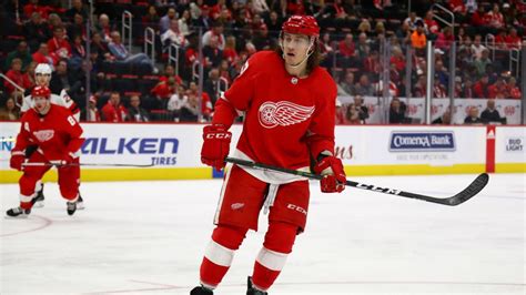 Tyler Bertuzzi trade details: Bruins add Red Wings winger as an ...