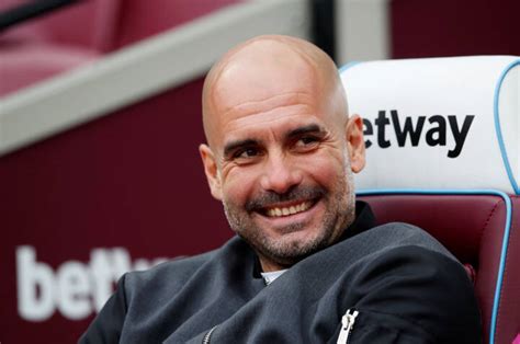 Josep Guardiola forlænger med Manchester City | Fodbold | DR