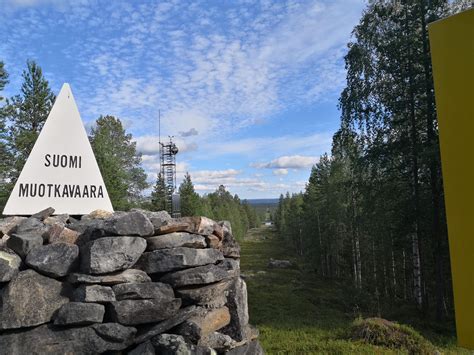 Picture taken in Finland showing the border between Russia and Norway ...