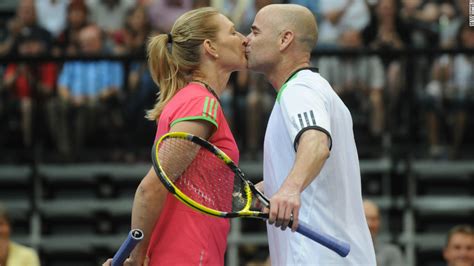 Golden moments: Agassi and Graf relive Olympic glory - CNN