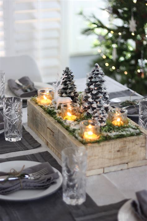 DIY Christmas Table Centerpiece - The Spunky Coconut