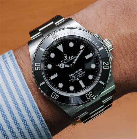 Hands-On: Rolex Submariner 'No Date' 124060 Watch For 2020 | aBlogtoWatch