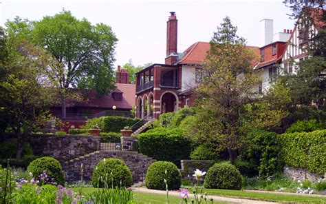 CRANBROOK HOUSE & GARDENS - Forte Belanger