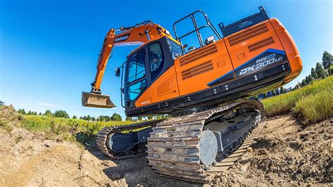 Doosan Netherlands Dealer Develops Electric Excavators | Develon Europe