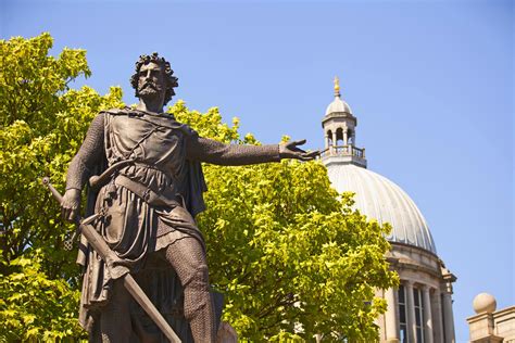 William Wallace Statue in Aberdeen City Centre