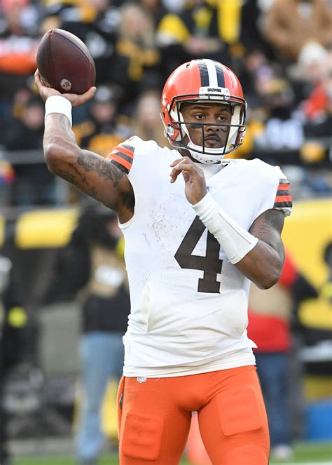 Browns Taking Methodical Approach With Deshaun Watson's Recovery