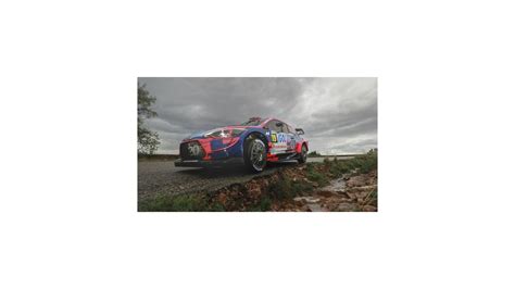 Loeb ends 2019 with win : r/WRC