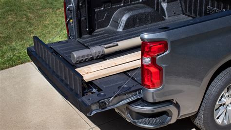 Multi-Flex Tailgate | 2021 Chevy Silverado Lineup | New Roads