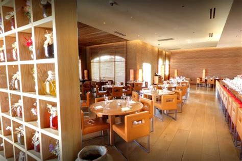 Reservation at ROKA AKOR restaurant - Scottsdale | KEYS