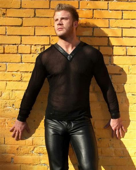 Pin by Roger Nilsson on Кожа | Mens leather pants, Tight leather pants, Mens leather clothing