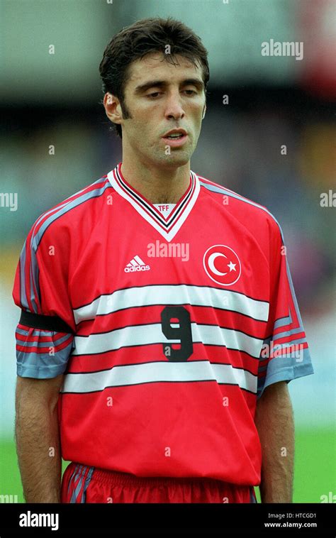 HAKAN SUKUR TURKEY & GALATASARAY FC 04 September 1999 Stock Photo - Alamy