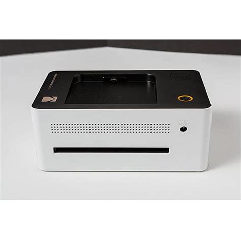 Kodak PD450W Photo Printer Dock with Lightning and Type-C Adapter - Startech Store