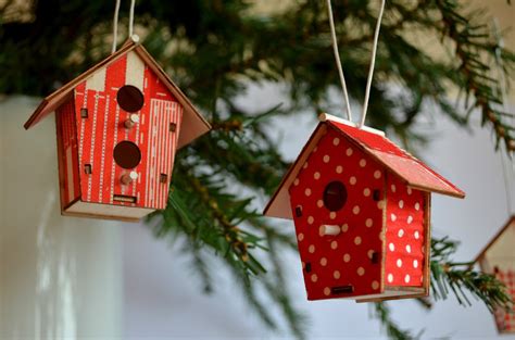 Christmas Birdhouses Set of 4 Red & White Patterened Wooden