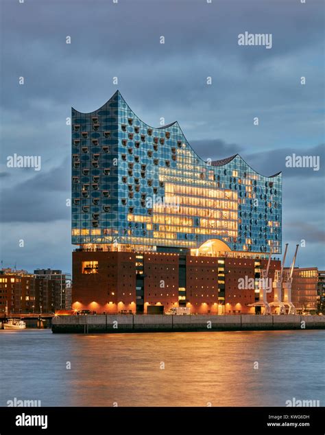 Germany hamburg hafencity elbphilharmonie night hi-res stock ...