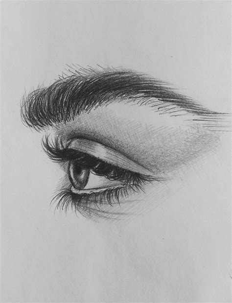 Eye Drawings from #xolgaix • Instagram • @olgairak • #eyes #eyedrawing #sketchbook #real… | Art ...