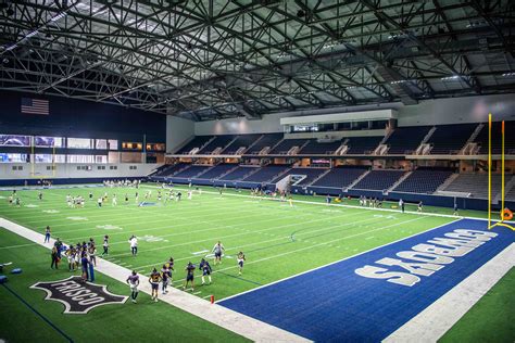 Cowboy Up! Kent State Practices on NFL Practice Field Ahead of Frisco ...