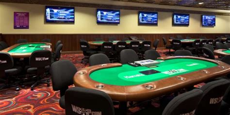 Poker Room and Tournaments - Harrah's Las Vegas