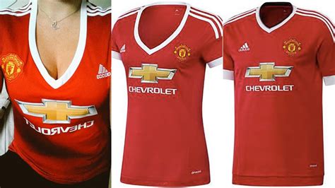 Why Are Manchester United Fans Labelling The New Women’s Kit “Sexist”?