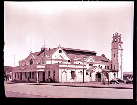 "Klerksdorp, 1938. Town Hall." - Atom site for DRISA