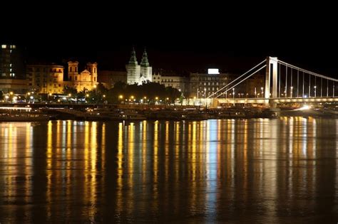 Premium Photo | Night view of panorama budapest hungary