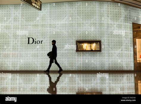 Christian dior store hi-res stock photography and images - Alamy