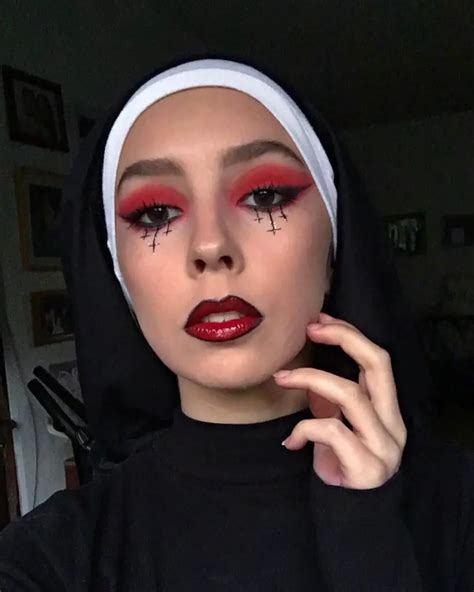 27 Nun Makeup Ideas: Pretty, Spooky, and Easy Looks for Halloween