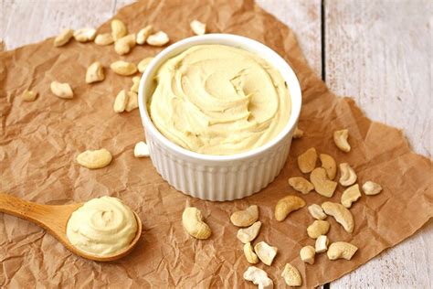 Easy Vegan Cashew Cheese | One Arab Vegan