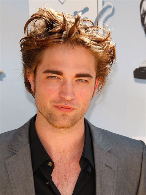 Robert Pattinson Messy Hairstyle - what hairstyle is best for me