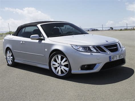 Car_entertainment-Car_infotainment: Saab Convertible