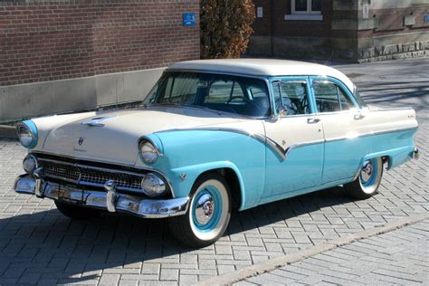 1955 Ford Fairlane Town Sedan for sale on BaT Auctions - closed on February 7, 2022 (Lot #65,216 ...